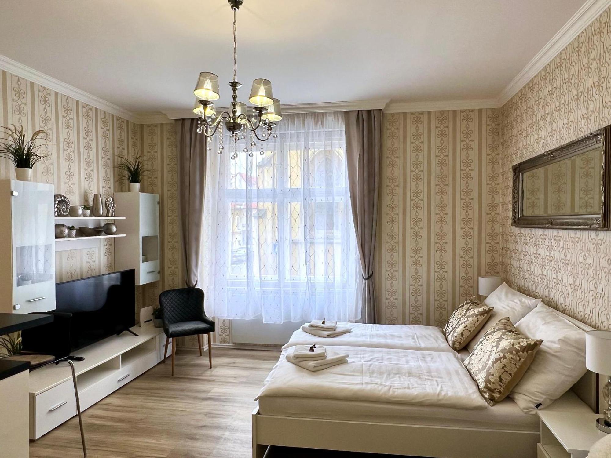 Romance In The Old Town Apartmán